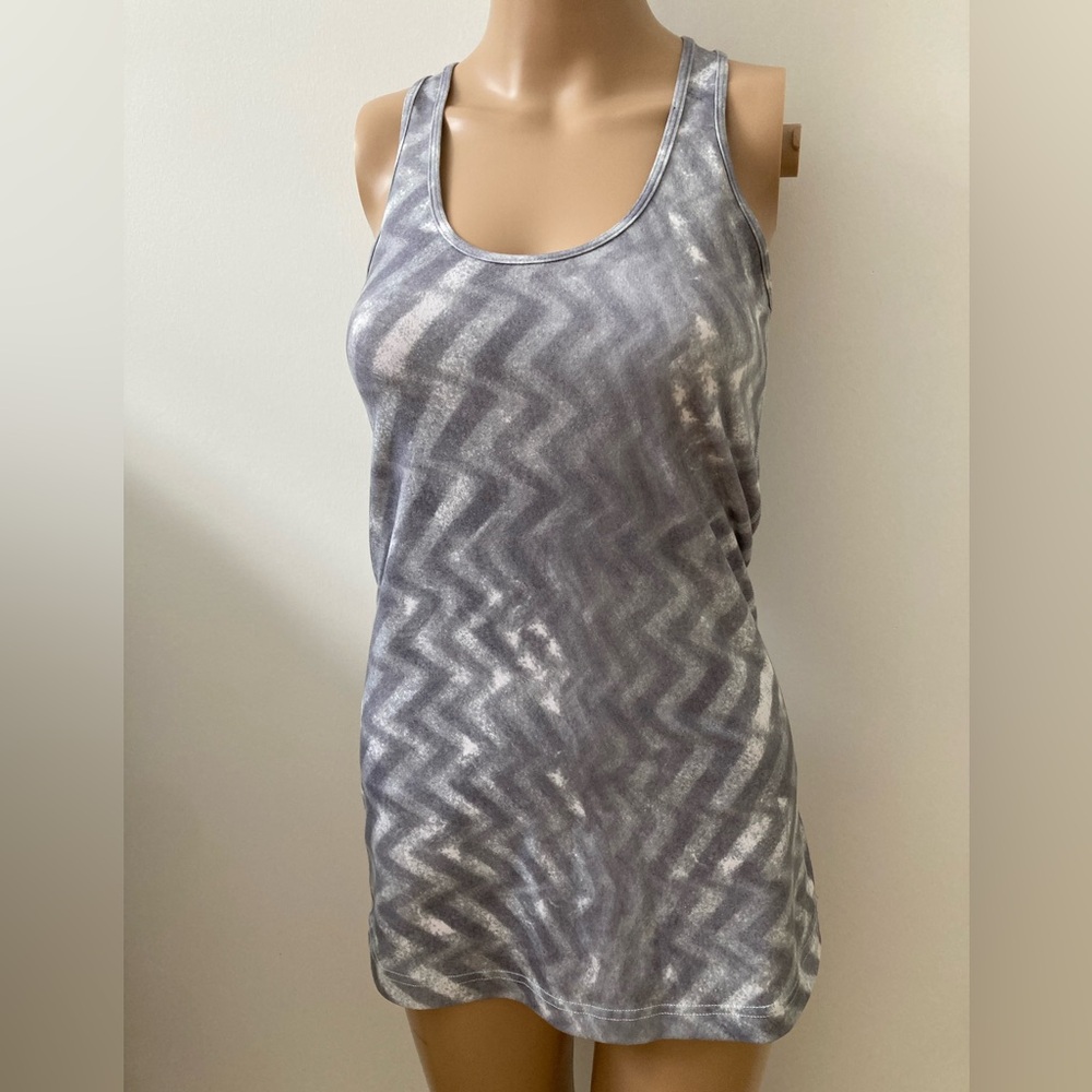 Lululemon yoga top